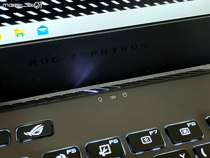 點我看大圖 因防疫要遠距教學, 既然買到了 ROG Zephyrus G15 那就來開箱吧!