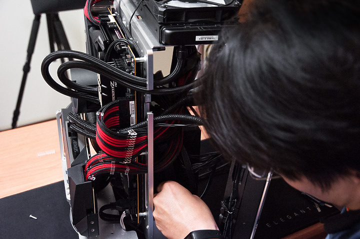 點我看大圖 「5950X/RTX3090/ATX Open Case」 - 組裝留念紀錄文。