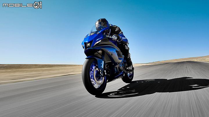 【海外快訊】2021 YAMAHA YZF-R7 正式發表!公路與賽道都是 R-DNA 的天下!