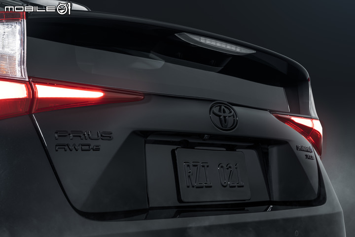 【海外新訊】Toyota推出美規Prius「Nightshade Edition」特仕版,將黑化元素融入油電車款!