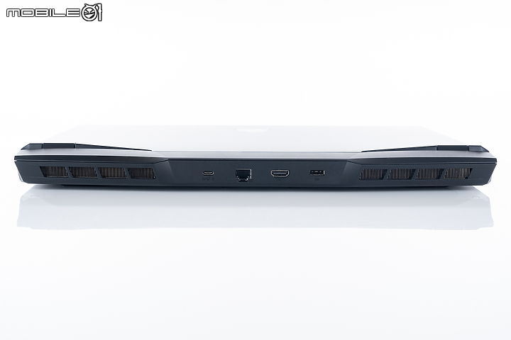 MSI GP76 Leopard 電競筆電 低調龍魂隱藏不住強大效能