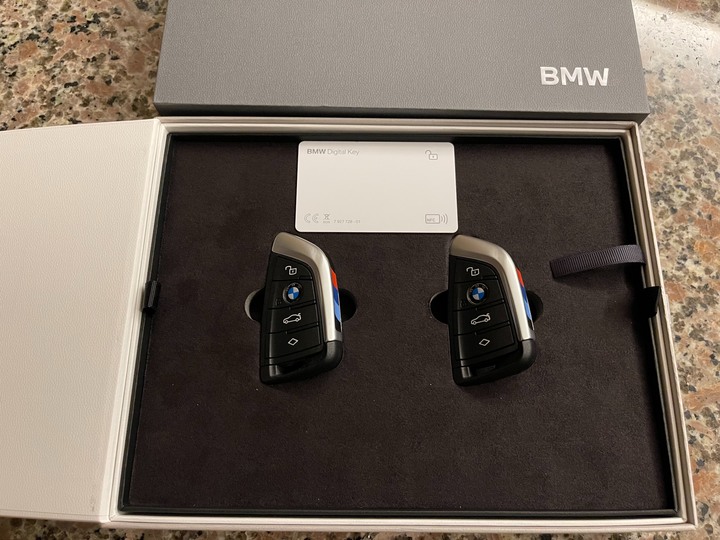 2021 BMW 330i touring開箱+用車及問題點心得分享(2024.04.13保固終檢更新)