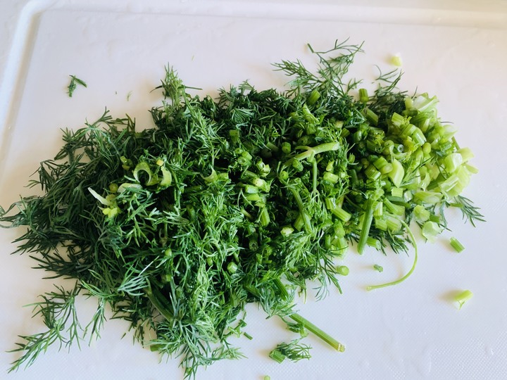 WOKY 恰恰鍋 ：蘆玉雙椒,金瓜米粉炒,茴香煎餅,烹調出洄鄉的恰香美味