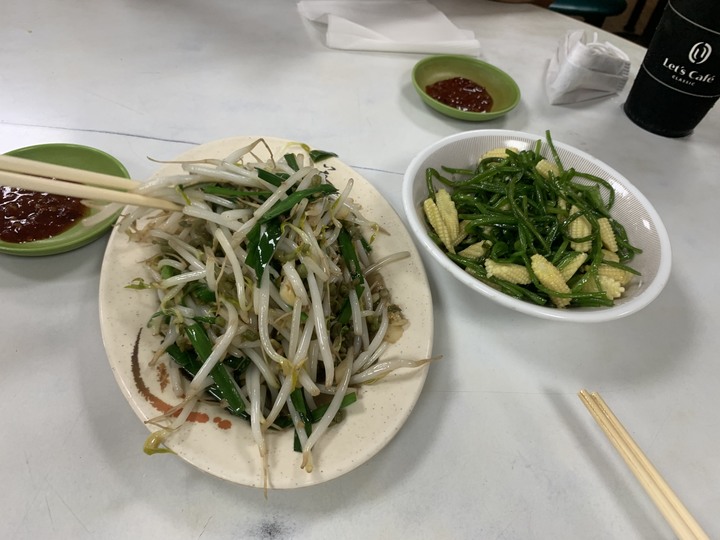【美食廢文】阿貓終於吃到郭董吃過的牛肉麵了