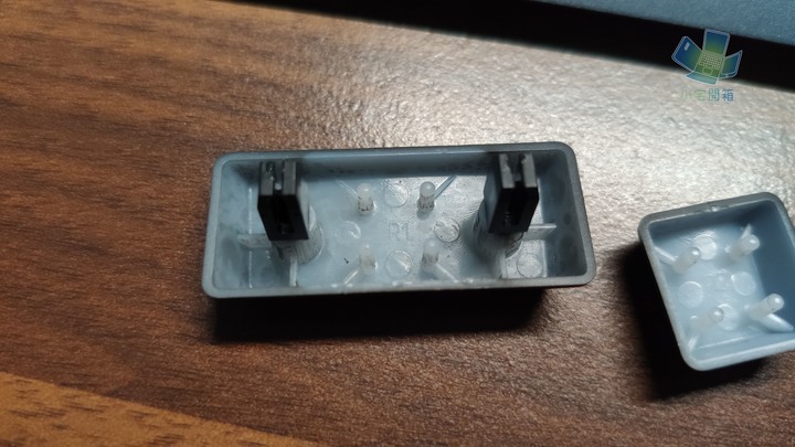 【小宅開箱】ASUS ROG Strix Scope RX 光學機械電競鍵盤開箱，極致的按鍵手感及防水防塵設計打造耐用