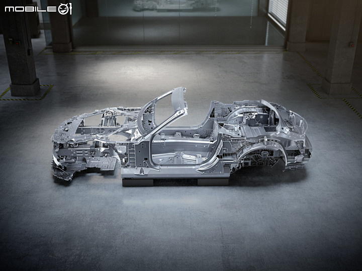 【海外新訊】Mercedes-Benz公布大改款SL車體結構細節,車身剛性與強度大幅進化!