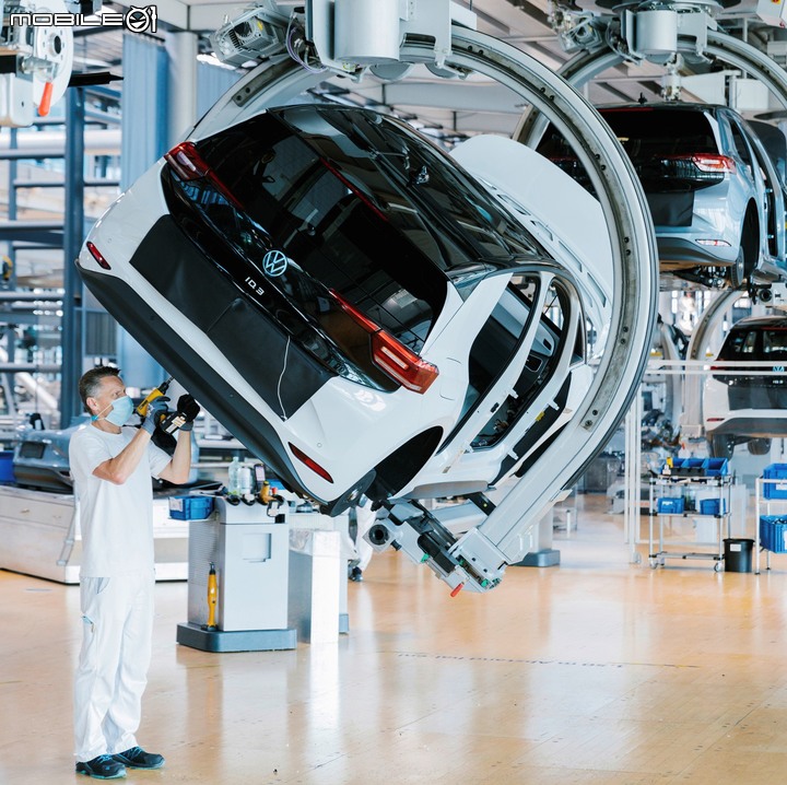 【海外新訊】Volkswagen應對電氣化轉型,歐洲市場預計2035年淘汰燃油引擎!