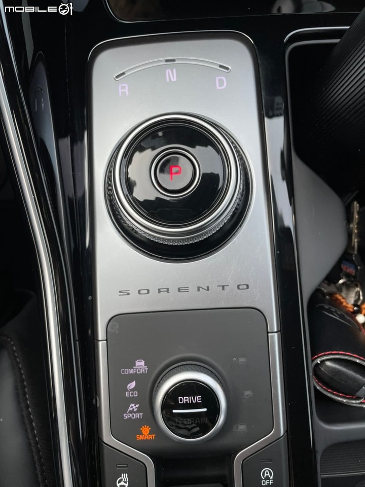 點我看大圖 如此有緣,第三台KIA入荷:Sorento旗艦進化型