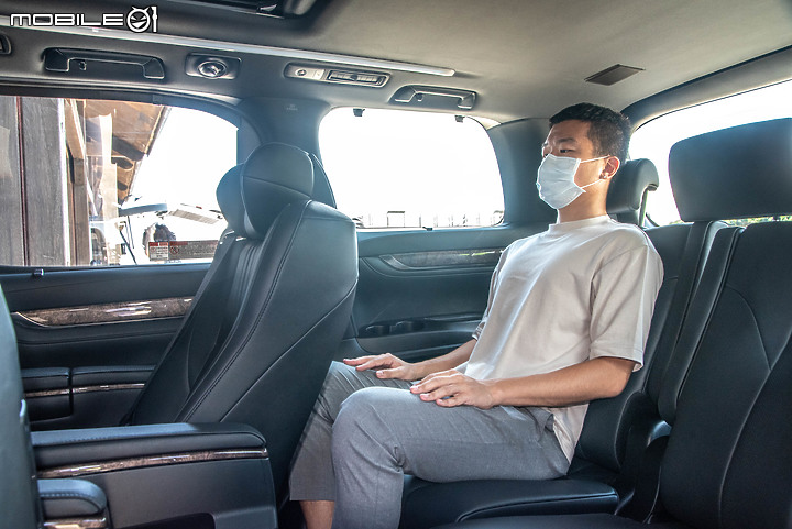 Toyota Alphard 新年式試駕|電子後視鏡加持、表現更臻完美!