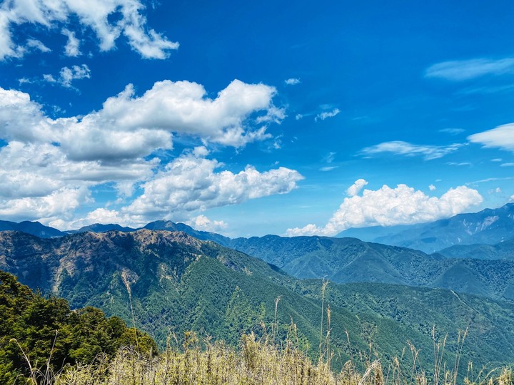 台中和平|志佳陽大山.百岳單攻聖品,陡上1700公尺享受群山環繞美景