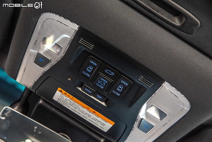 Toyota Alphard 新年式試駕|電子後視鏡加持、表現更臻完美!