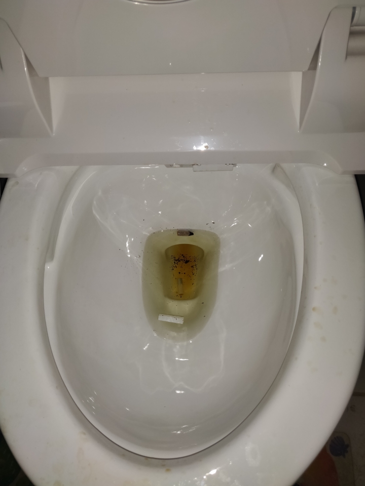 不廢話，什麼叫裝潢的雷，有照，想避開私下問我