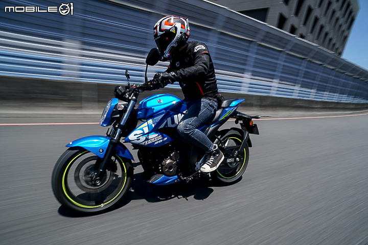 SUZUKI GIXXER 250 試駕｜當家油冷技術下放 日系白牌街跑新體驗