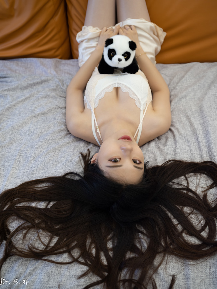 美女身材好, 不拍不禮貌