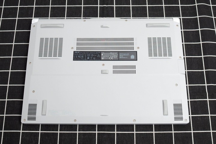 極簡純白體驗 ASUS TUF DASH F15 FX516PM 星耀白開箱