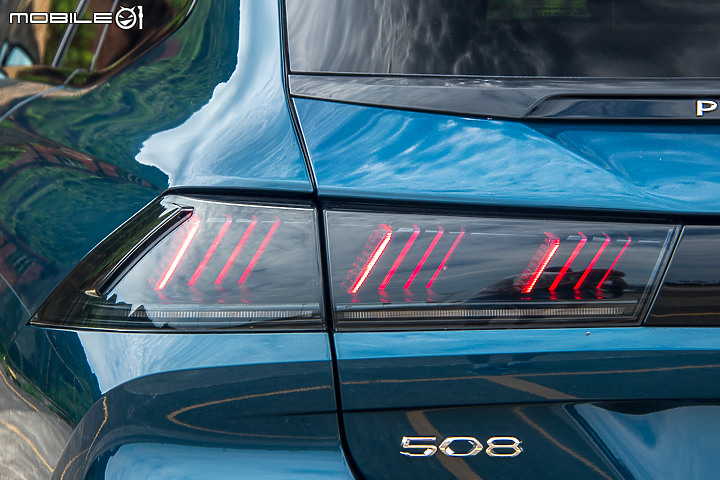 VW Arteon Shooting Brake v.s Peugeot 508 SW ｜200 萬級美型 Wagon 對決！