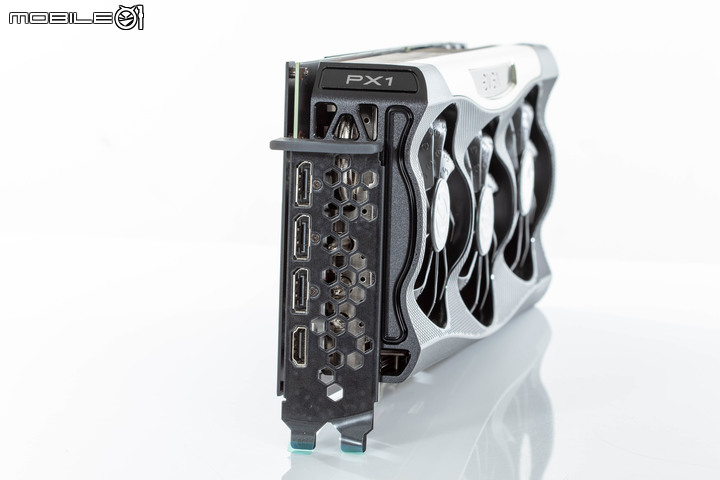 EVGA GeForce RTX 3080 Ti FTW3 ULTRA GAMING 顯示卡開箱實測 以超頻設定帶來更高顯示效能