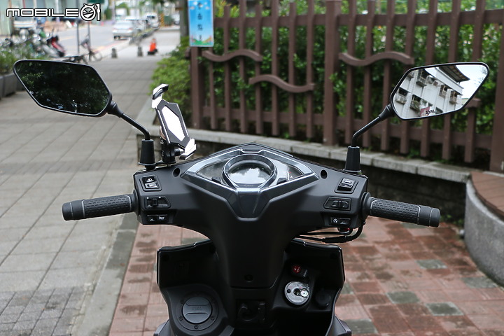 Jet SL 開箱 & 老車關箱 & 300公里心得 + 3000公里心得