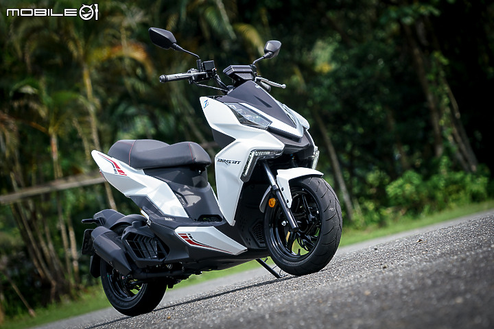 SYM DRG BT R-Edition 試駕|標配 TCS 循跡防滑 七期更有力