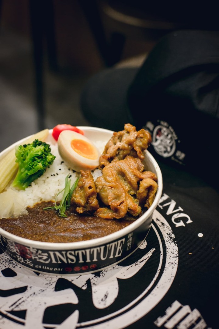 風靡全台燒肉丼「牛丁次郎坊」挺防疫！祭出「外帶85折」優惠