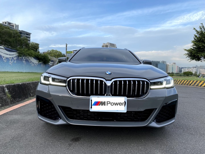 2021 BMW 520i Touring G31 C3E 簡易開箱分享文