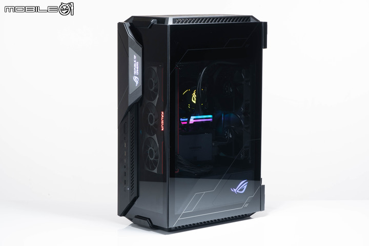 ROG Z11 電競機殼開箱試用 以斜向擺主機板真能提高性能?