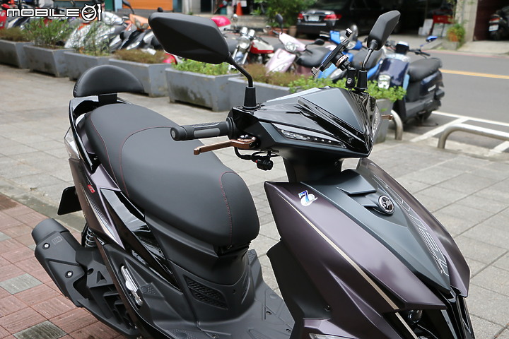 Jet SL 開箱 & 老車關箱 & 300公里心得 + 3000公里心得