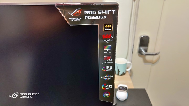 ROG PG32UQX - 4K 144Hz DSC Mini LED HDR顯示器之王(簡單開箱-圖文多)
