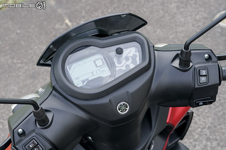 YAMAHA CYGNUS RAY-ZR 125 試駕｜印度旗艦登台 舒適取勝
