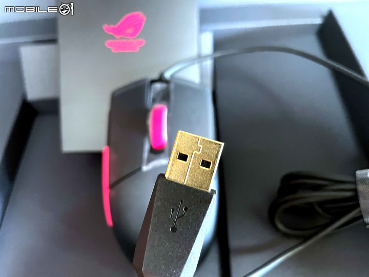 更多核更多執行緒的 ROG STRIX G15 實在太香了, 就挑一台配色騷包的來用吧