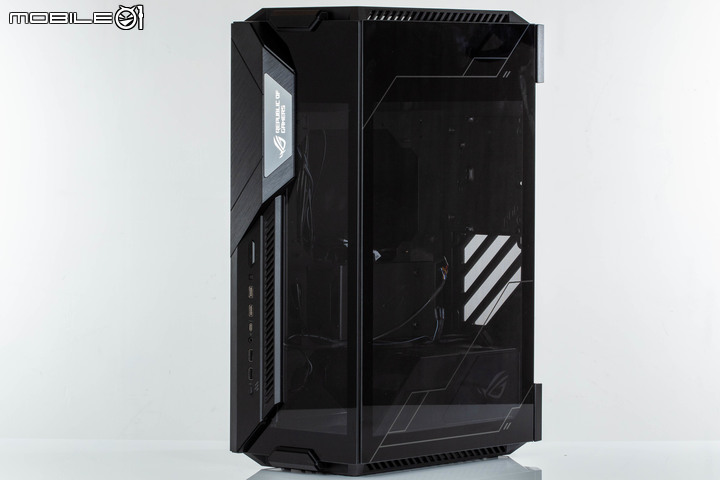 ROG Z11 電競機殼開箱試用 以斜向擺主機板真能提高性能?