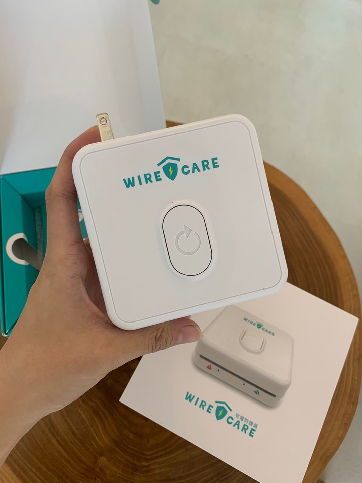 點我看大圖 【開箱】插座檢測器「WIRE CARE」