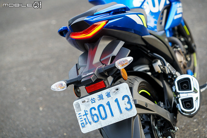 SUZUKI GIXXER 250 試駕｜當家油冷技術下放 日系白牌街跑新體驗