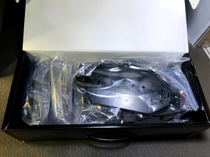 【開箱】田宮模型 1/10 電動遙控車 TT-02 TypeSR