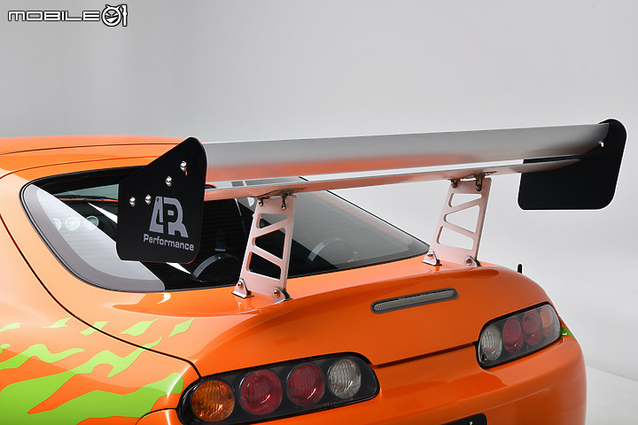 【玩命關頭】保羅沃克成名戰駒「Toyota Supra」,以超過1500萬元新台幣高價賣出!