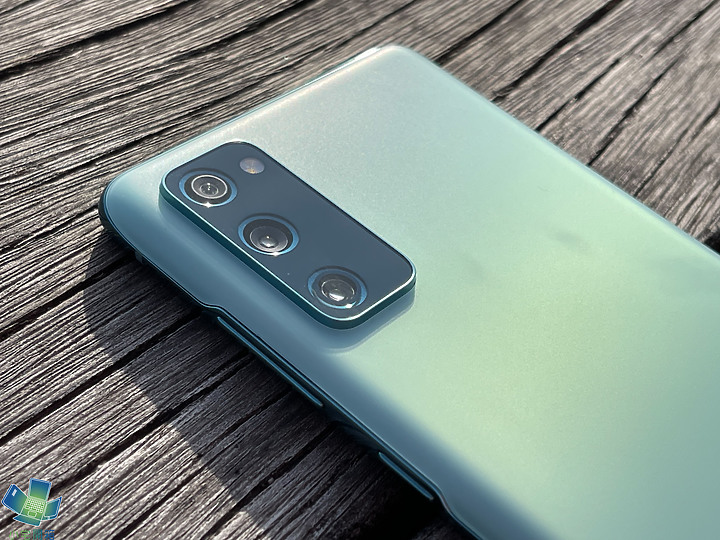 【小宅開箱】samsung 三星 A52 5G 性價高？美嗎？照片好看嗎？(附贈使用密技)