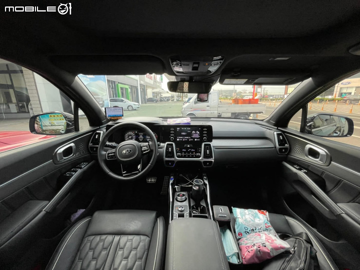 點我看大圖 如此有緣,第三台KIA入荷:Sorento旗艦進化型