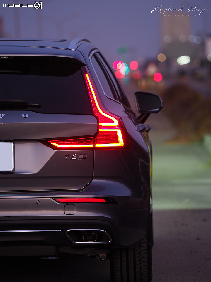 【Volvo V60 T6 Recharge 開箱】