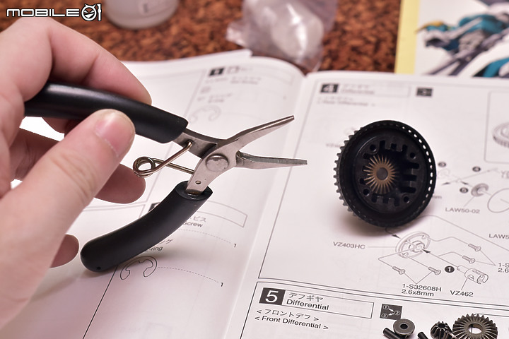 點我看大圖 【Kyosho引擎房車】新增影片:啟動台/引擎聲 Kyosho 4WD V-ONE R4 Evo 1/10 引擎房車 製作全紀錄(圖多) 新增影片:啟動台/引擎聲