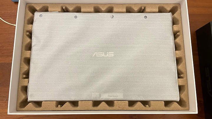ASUS ZenScreen Touch MB16AMT 開箱
