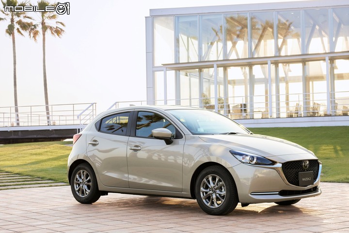 【海外新訊】Mazda推出日規Mazda 2新年式,提高壓縮比改善油耗、新增無線Apple CarPlay!