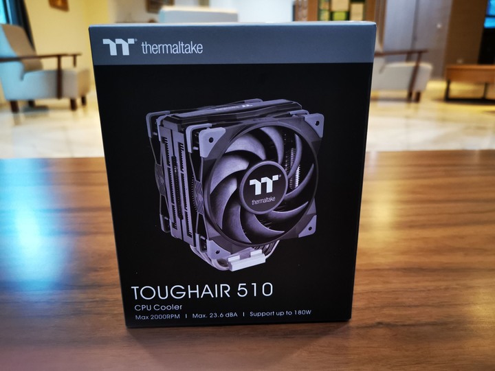 【開箱】玻璃櫃中的散熱巨獸!鋼影TOUGHAIR 510 CPU塔扇氣冷散熱器與TG-30散熱膏