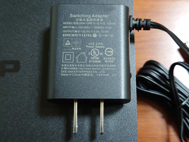 [開箱] QSW-2104-2T 6埠 Multi- Gig 五速無網管型交換器
