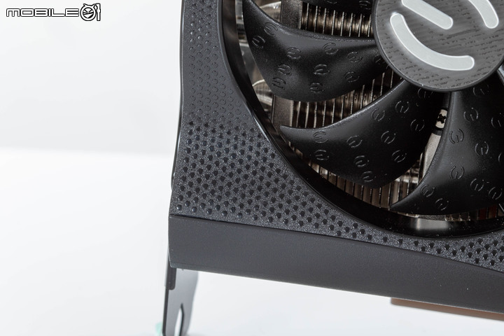 EVGA GeForce RTX 3080 Ti FTW3 ULTRA GAMING 顯示卡開箱實測 以超頻設定帶來更高顯示效能