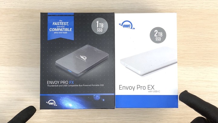 點我看大圖 天下哪有這麼好的事,能讓你左右逢源?OWC Envoy Pro FX,雙協議 Thunderbolt + USB 外接 SSD。