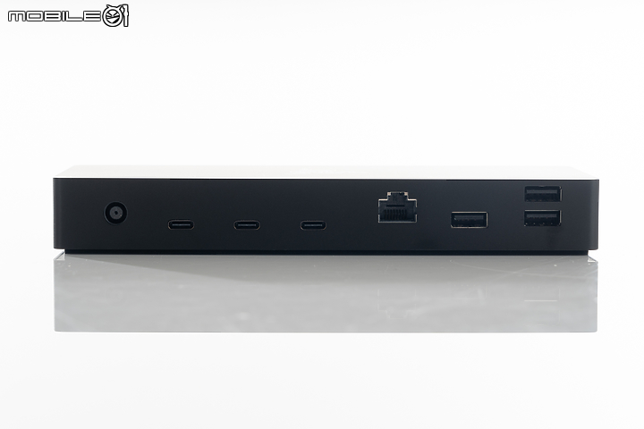 Razer Blade 15 Advanced with Thunderbolt 4 Chroma 薄型電競重磅效能
