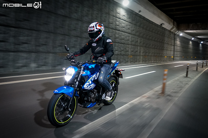 SUZUKI GIXXER 250 試駕｜當家油冷技術下放 日系白牌街跑新體驗