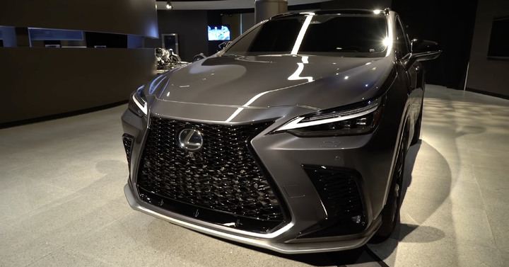 【車評】2022年全新Lexus NX搶先看！中譯版