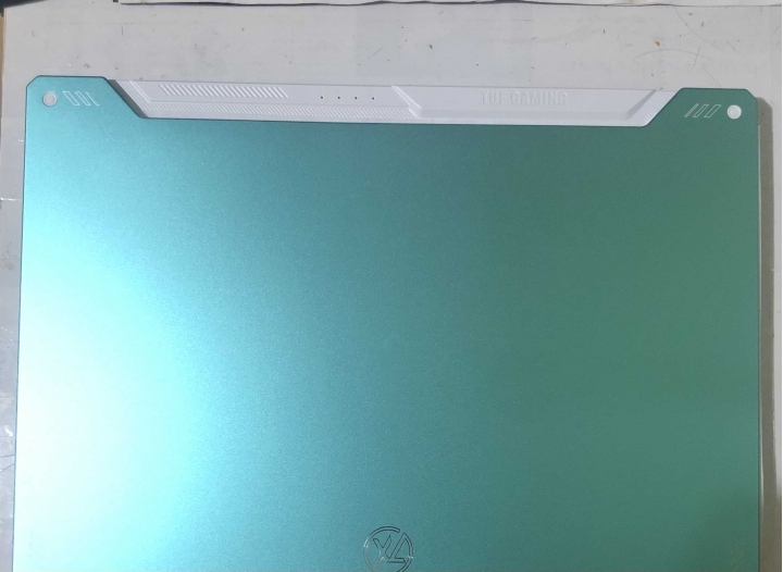 【開箱】騷里騷氣的天選二ASUS TUF Gaming A15 魔幻青開箱