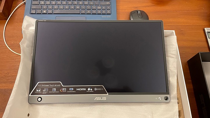 ASUS ZenScreen Touch MB16AMT 開箱